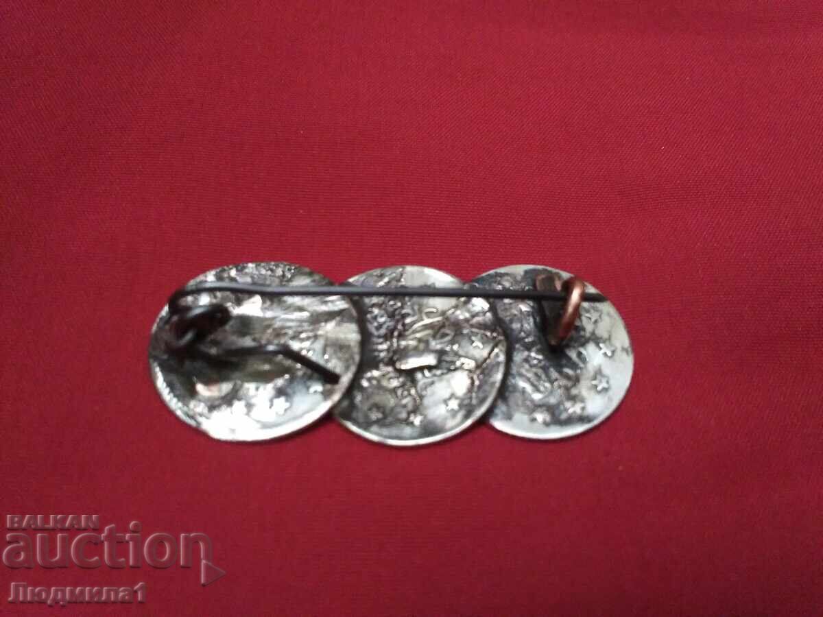 Licitație BROȘĂ DIN MONEDE DE ARGINT Licitație BROȘĂ DIN MONEDE DE ARGINT