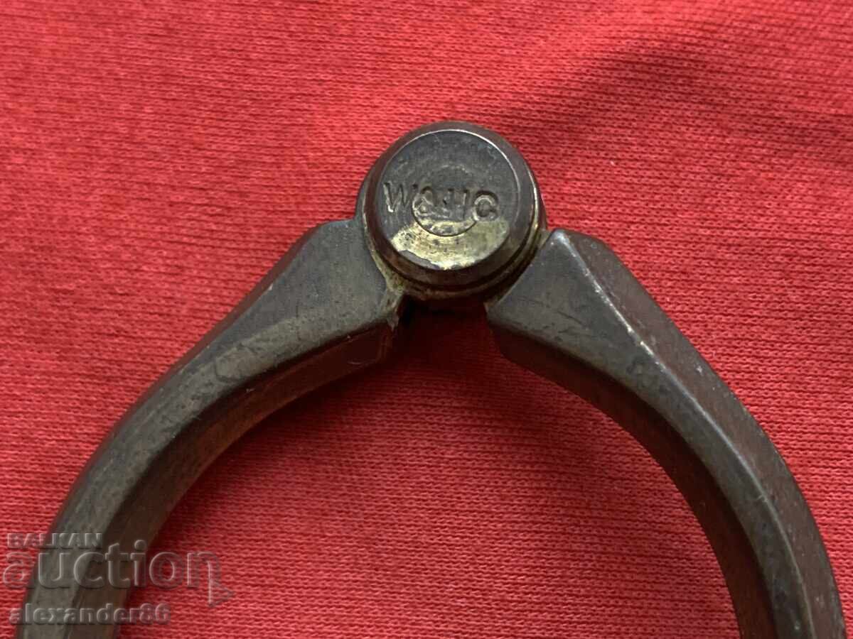 Livrarea Compas de navigație