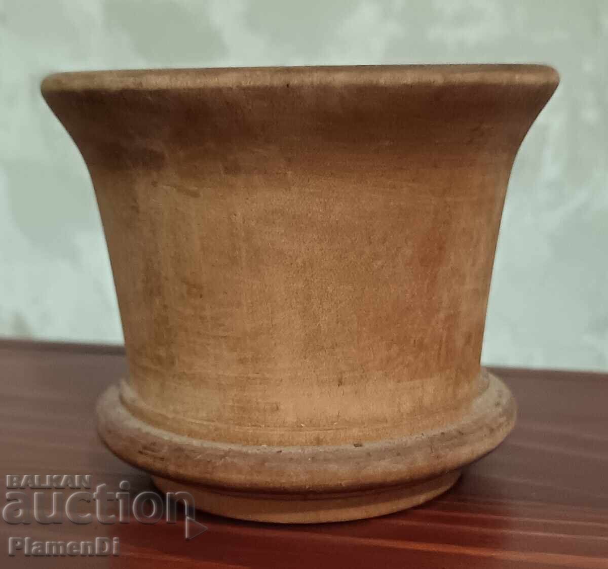 Παλιό ξύλινο γουδί με τιμή 15.00 BGN | € 7.67 Παλιό ξύλινο γουδί με τιμή 15.00 BGN | € 7.67