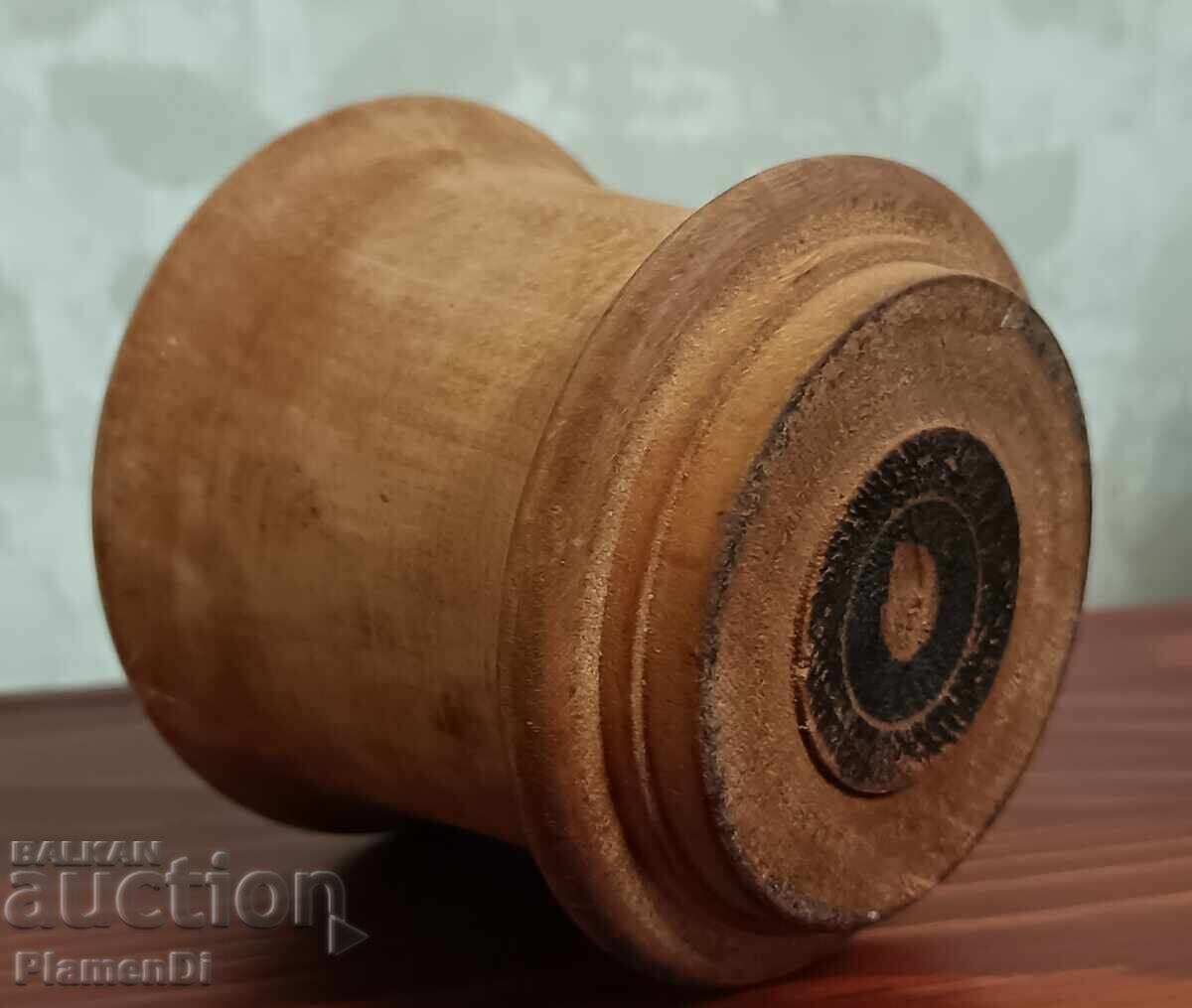 Παλιό ξύλινο γουδί - 7 Παλιό ξύλινο γουδί - 7