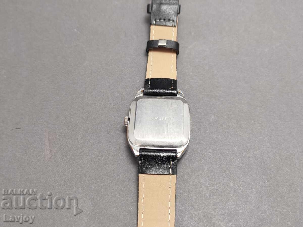 Raketa Hand Watch, Black Dial - 5 Raketa Hand Watch, Black Dial - 5