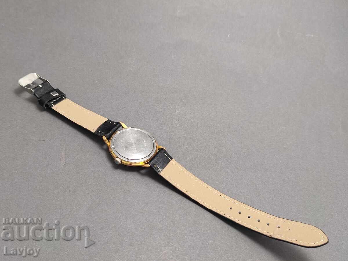 Vostok 1 MCHZ im. Kirova Gold-plated Wristwatch - 5