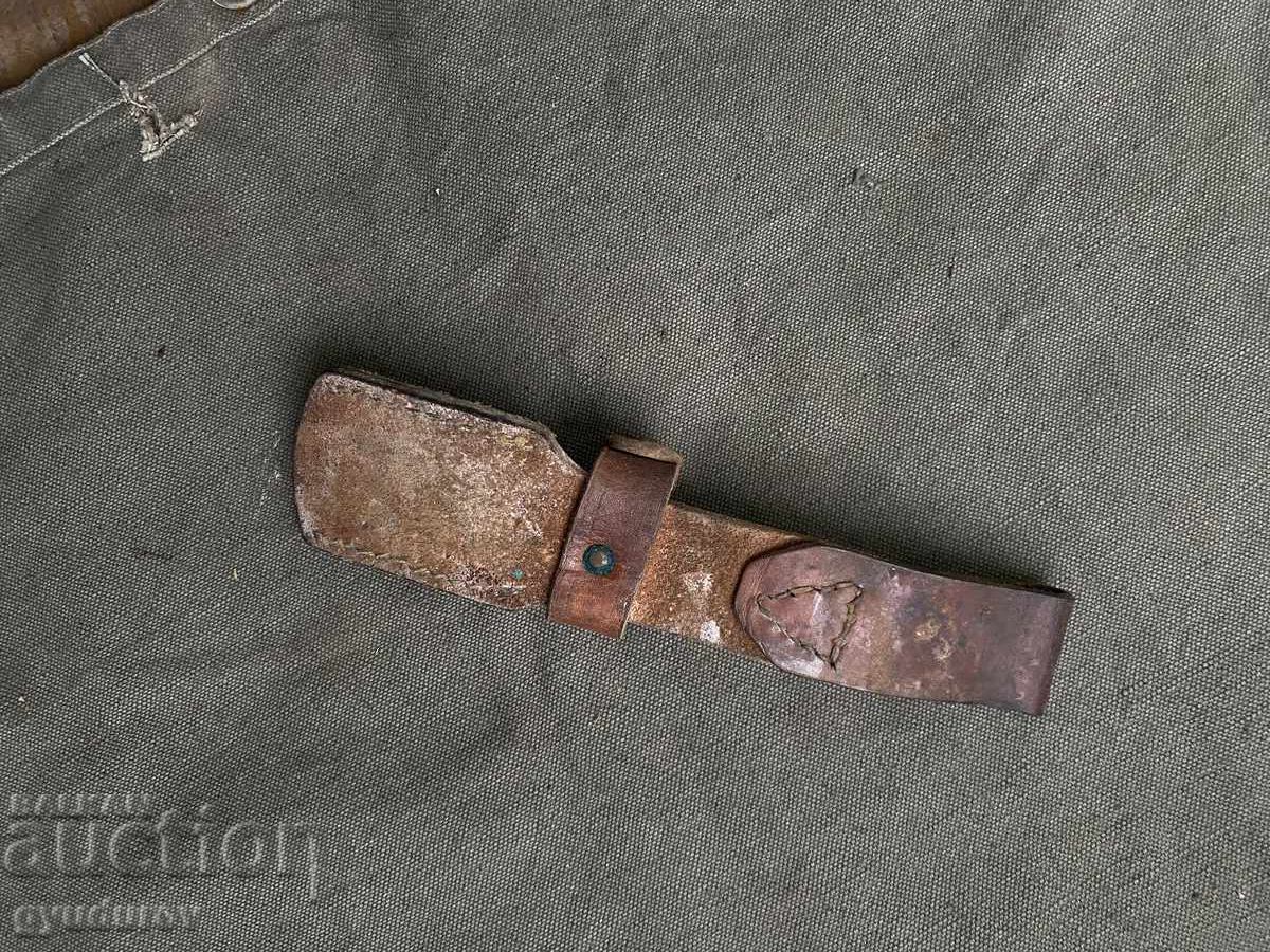 Lopus cu preț 25.00 BGN | € 12.78 Lopus cu preț 25.00 BGN | € 12.78