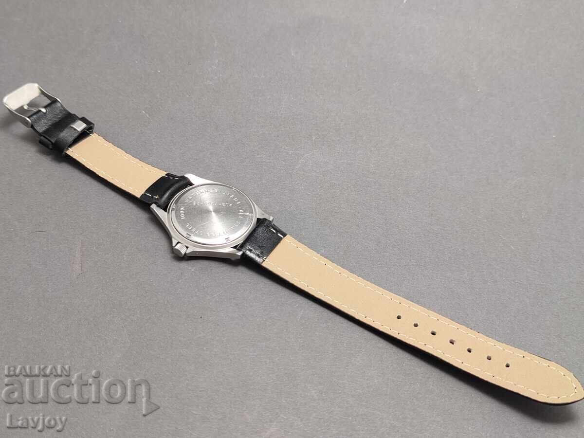 Аукцион Ръчен часовник De Lave quartz