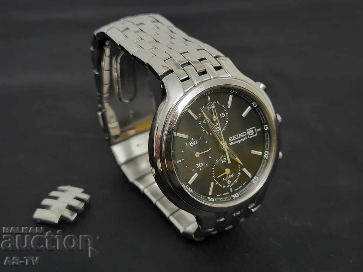 Seiko chronograph quartz with price 320.00 BGN | € 163.61 Seiko chronograph quartz with price 320.00 BGN | € 163.61