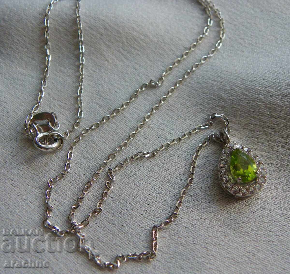 Παράδοση Ασημένιο κολιέ με ολιβίνη και τοπάζι