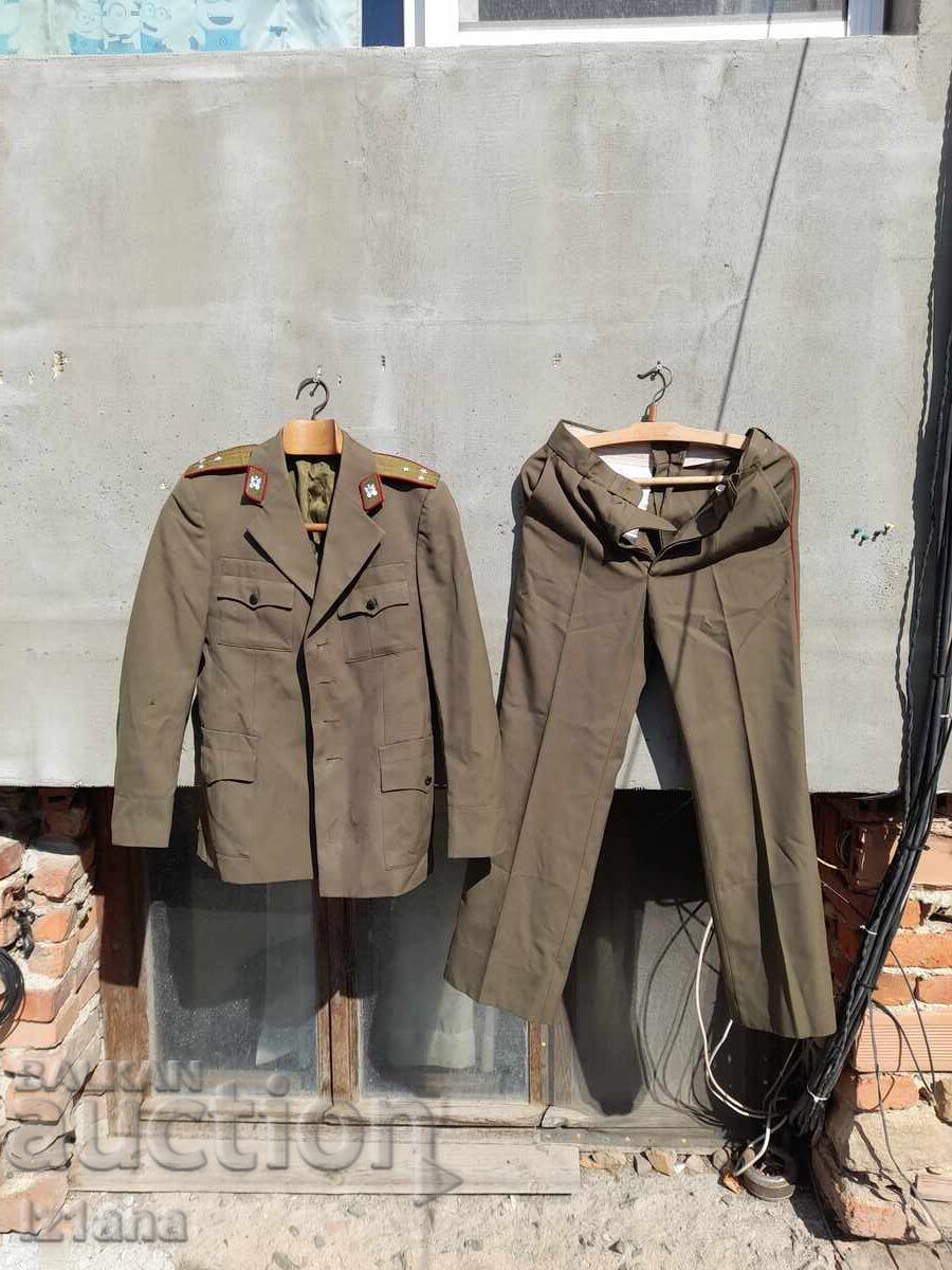 Стара военна униформа