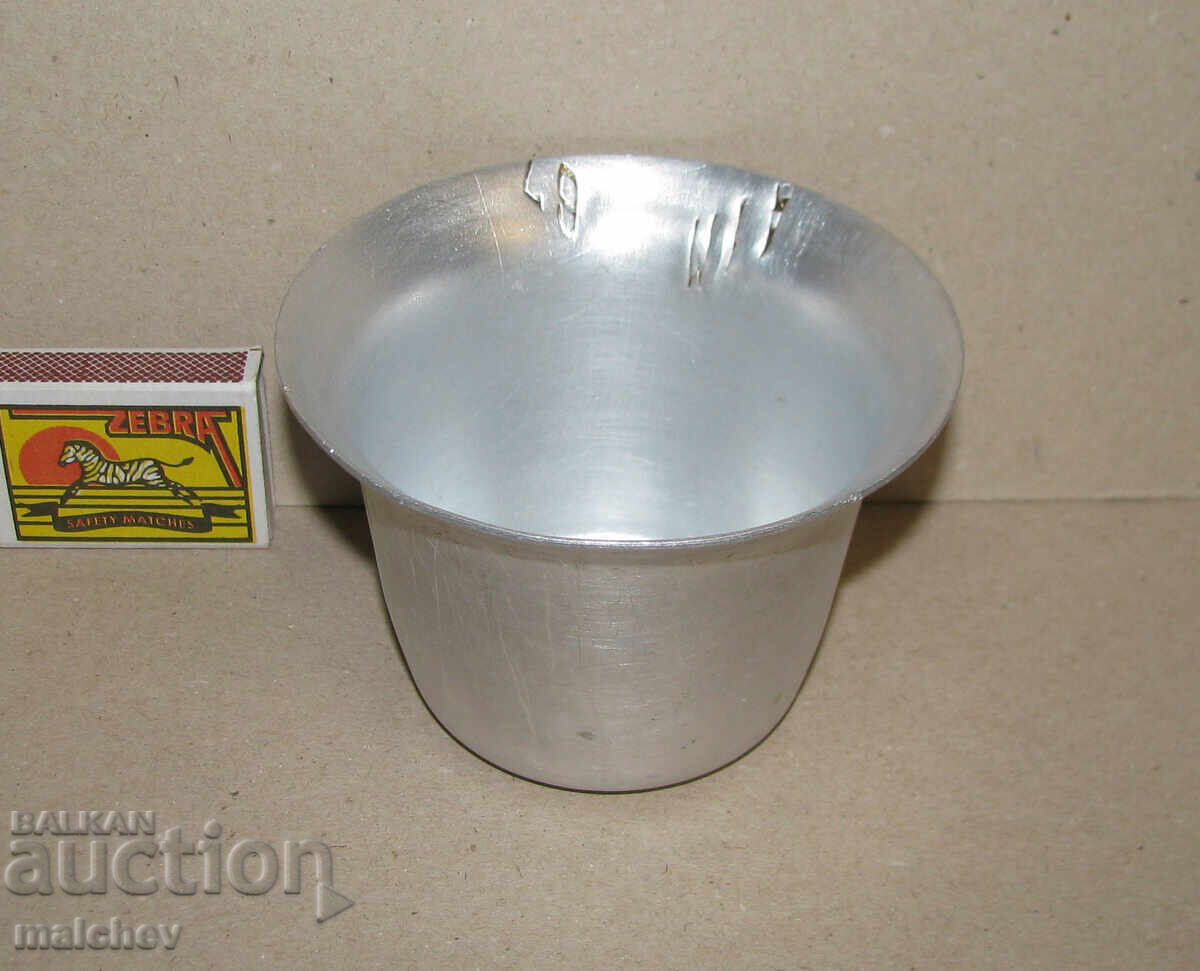 Auction Aluminum bowl for electric pressure cooker, 10/7.3 cm, used Auction Aluminum bowl for electric pressure cooker, 10/7.3 cm, used