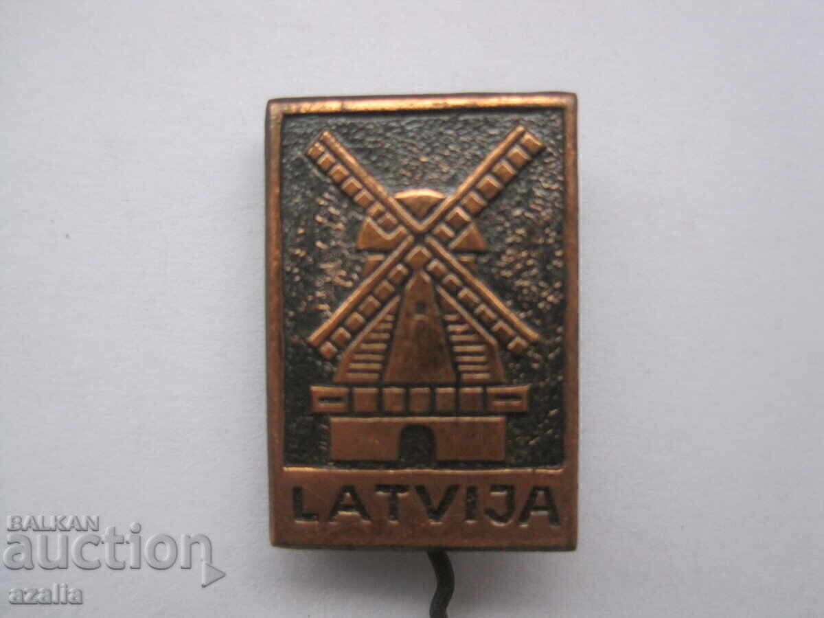 Auction  Latvia badge