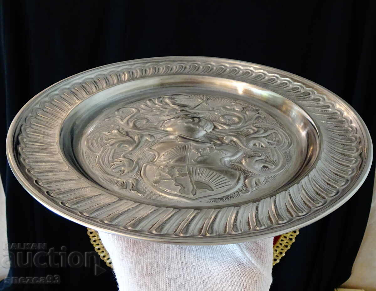 Καλαίσθητη πιατέλα, πανό, Ιππότης, Δράκος, ασπίδα, 700 γρ., μπαρόκ - 5 Καλαίσθητη πιατέλα, πανό, Ιππότης, Δράκος, ασπίδα, 700 γρ., μπαρόκ - 5