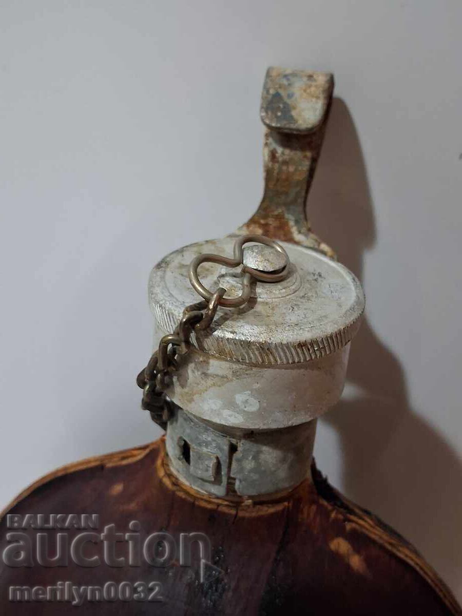 Delivery of Old canteen, World War II