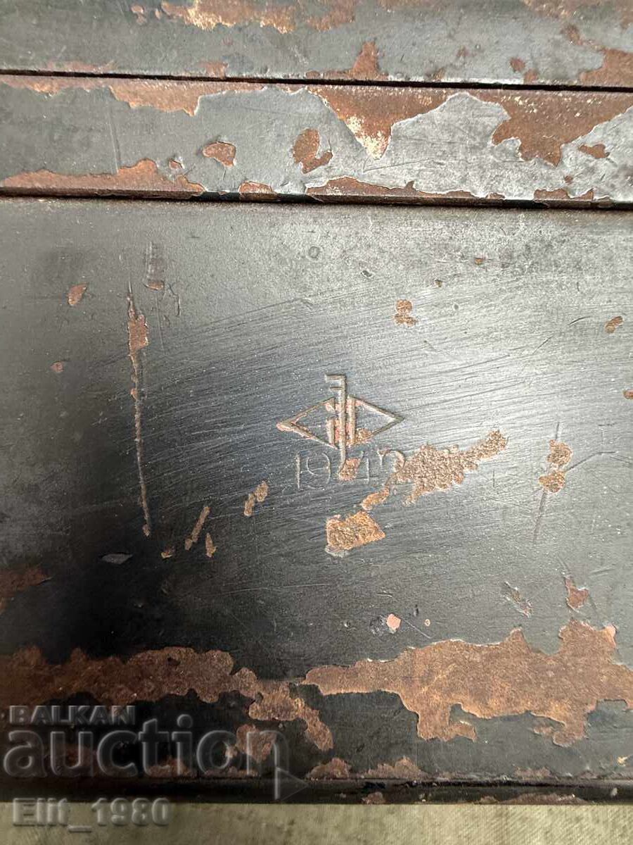 Auction German metal box 1942 Auction German metal box 1942
