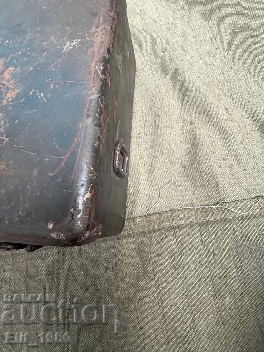 Delivery of German metal box 1942 Delivery of German metal box 1942