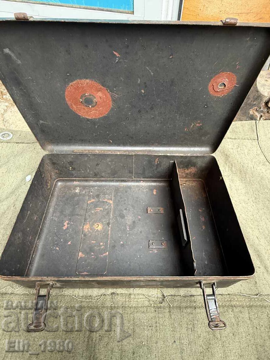 German metal box 1942 - 6 German metal box 1942 - 6