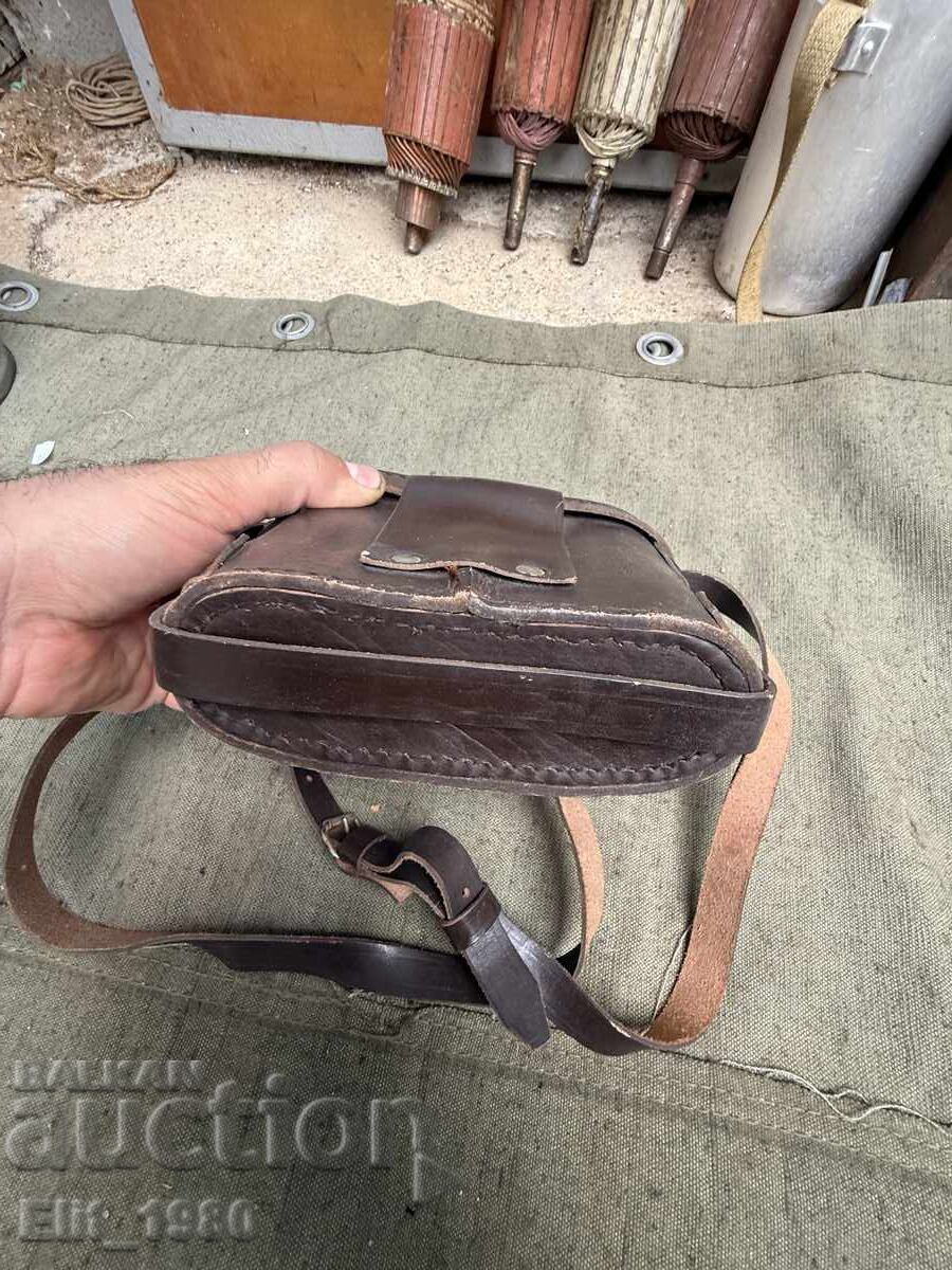 Delivery of Case for army binoculars Delivery of Case for army binoculars