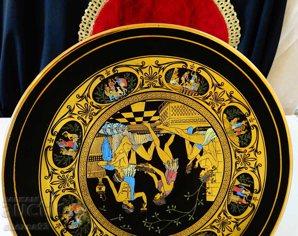 Δημοπρασία Ελληνική πορσελάνινη πιατέλα, Θεοί, 24 καράτια χρυσός, 29 εκ Δημοπρασία Ελληνική πορσελάνινη πιατέλα, Θεοί, 24 καράτια χρυσός, 29 εκ