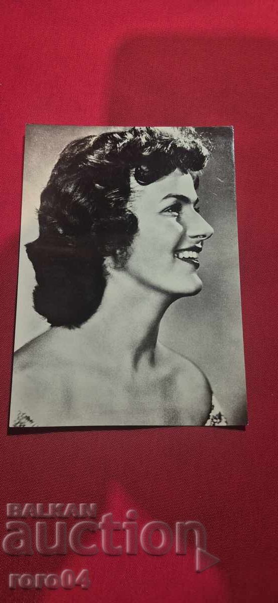 ΙΟΥΛΙΑ ΜΠΟΡΙΣΟΒΑ ΙΟΥΛΙΑ ΜΠΟΡΙΣΟΒΑ