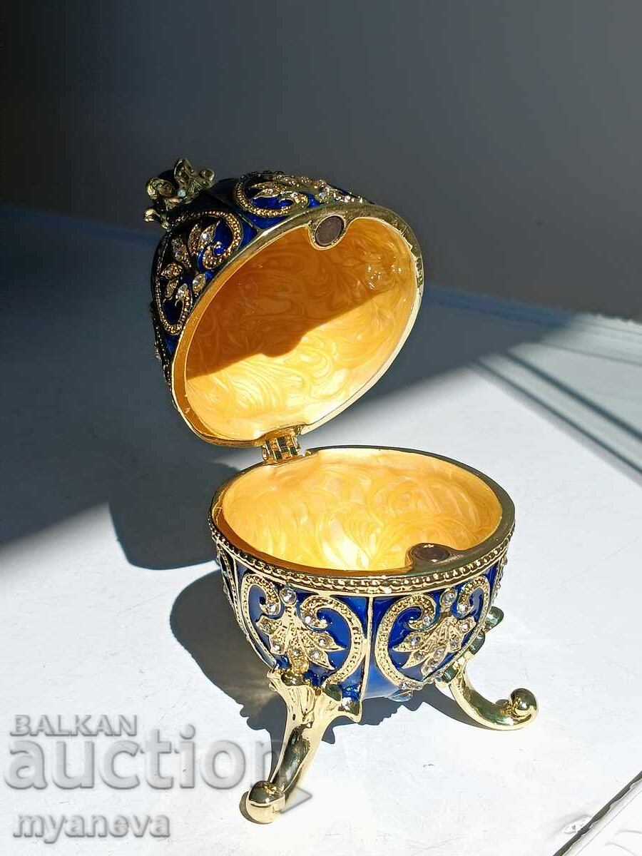 Auction  Faberge-style jewelry box