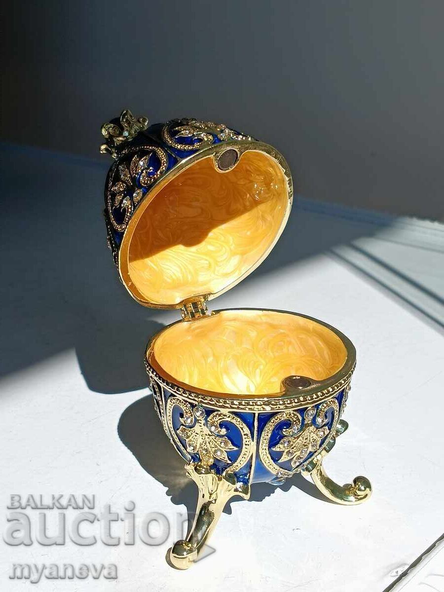 Licitație Cutie de bijuterii în stil Faberge