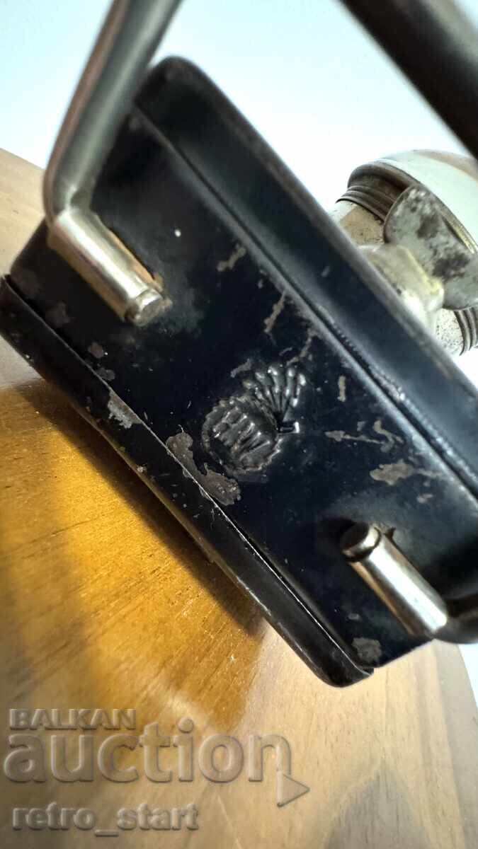 Delivery of Antique flashlight Delivery of Antique flashlight