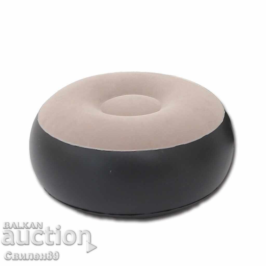 Auction Portable inflatable chair and stool designed for pochi Auction Portable inflatable chair and stool designed for pochi