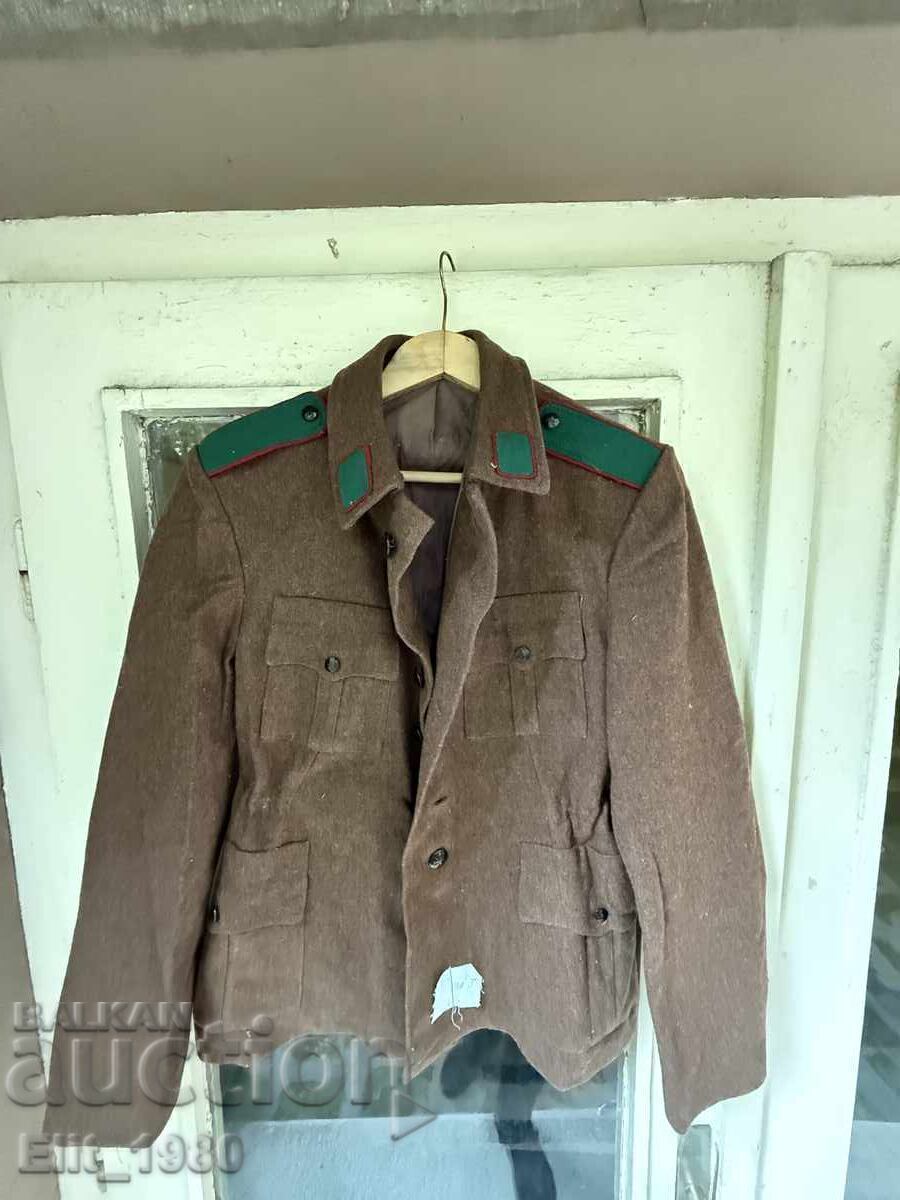 Jachetă grăniceri cu preț € 15.00 | 29.34 BGN Jachetă grăniceri cu preț € 15.00 | 29.34 BGN