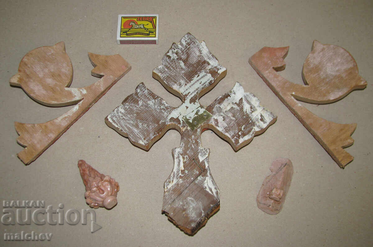 Auction Gothic relief ornaments - models, excellent Auction Gothic relief ornaments - models, excellent