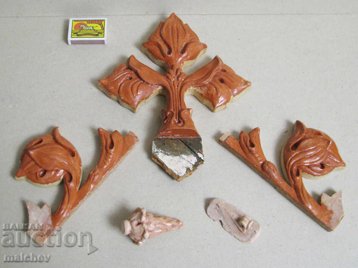 Delivery of Gothic relief ornaments - models, excellent Delivery of Gothic relief ornaments - models, excellent