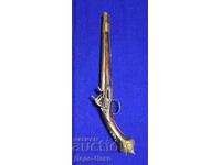 Flintlock pistol 18th century