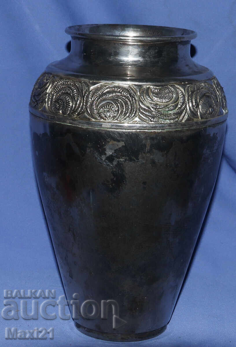 Винтидж посребрена ваза за цветя