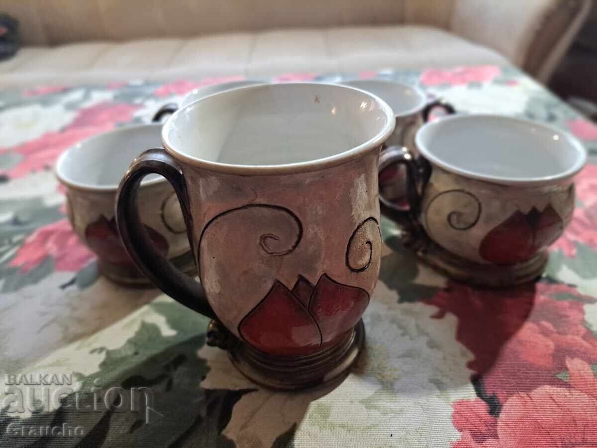 Serviciu de cafea din porțelan artistic, cu semnătură cu preț 30.00 BGN | € 15.34