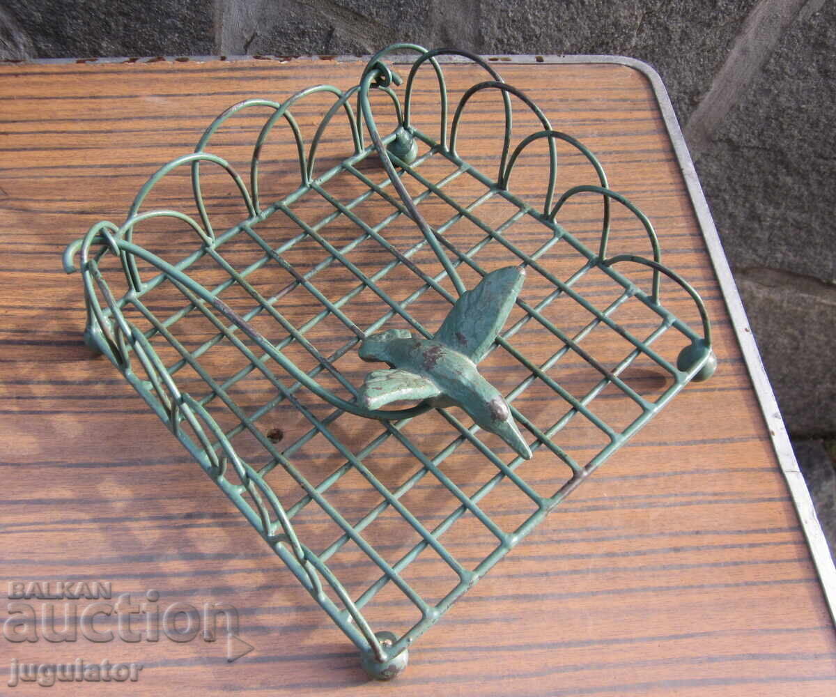 Βασίλειο της Βουλγαρίας, παλιά βουλγαρική μεταλλική ταχυδρομική θυρίδα με τιμή 120.00 BGN | € 61.36