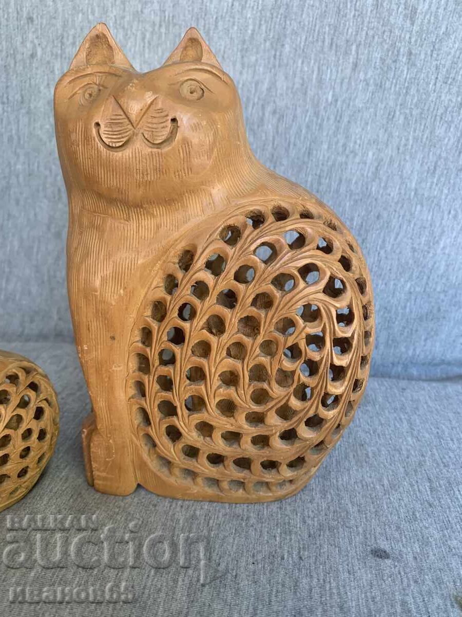 wooden cats with price 50.00 BGN | € 25.56 wooden cats with price 50.00 BGN | € 25.56