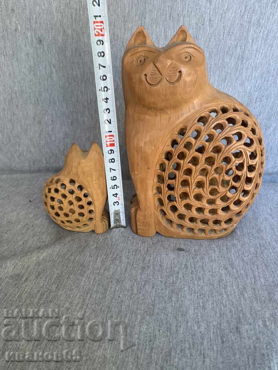 wooden cats - 7 wooden cats - 7