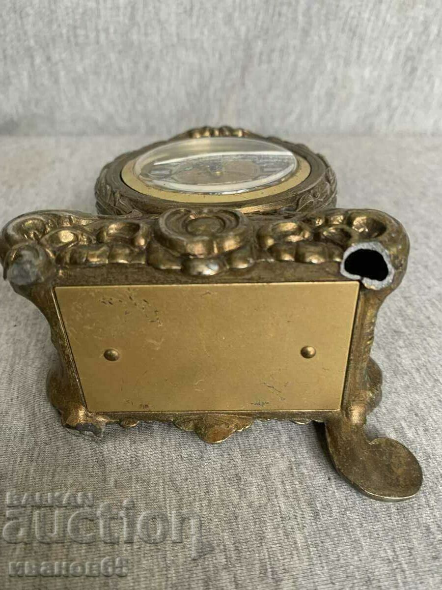 mechanical desk clock with price 35.00 BGN | € 17.90