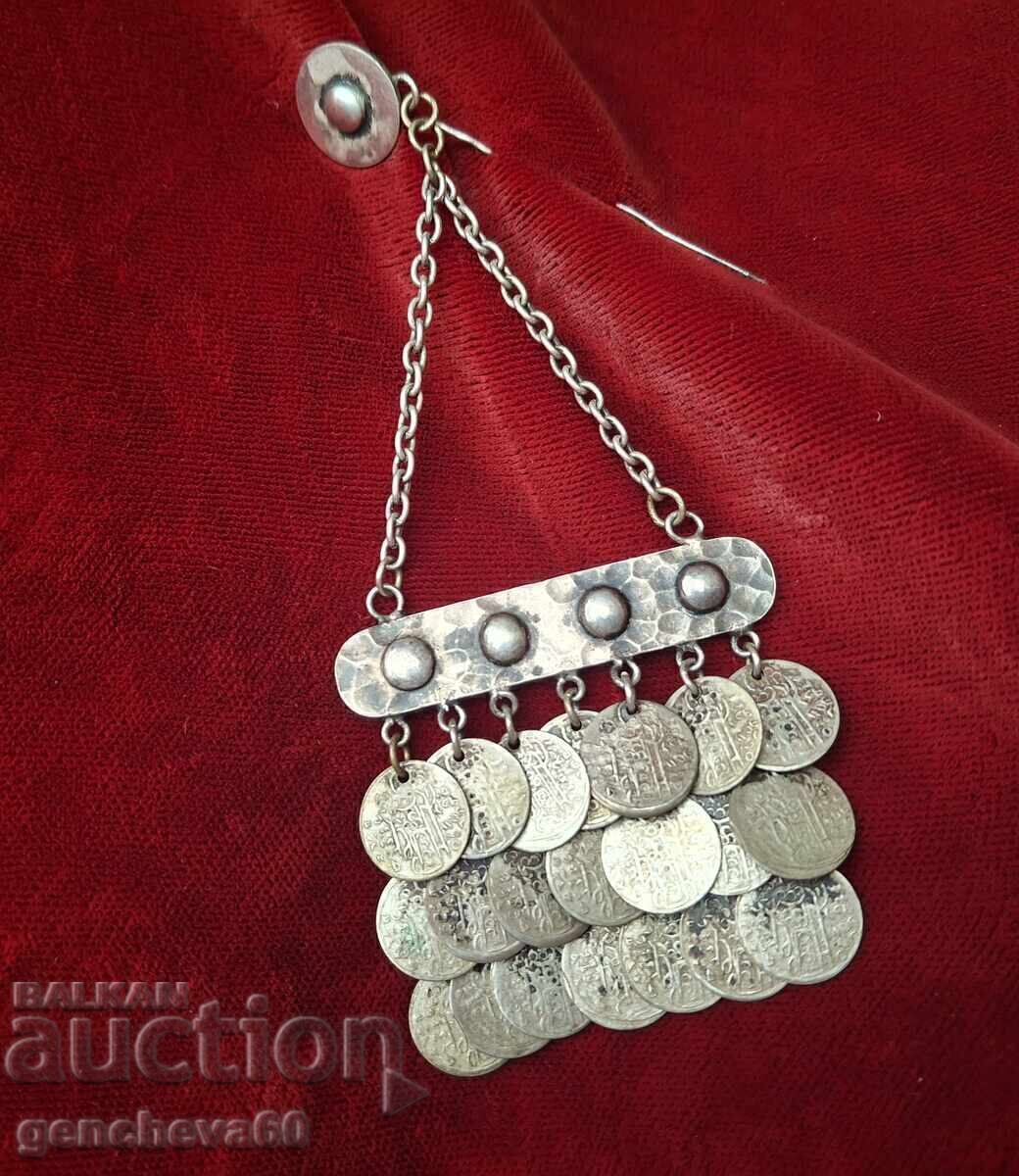 Възрожденска трепка игла,забодка сребро,сачан