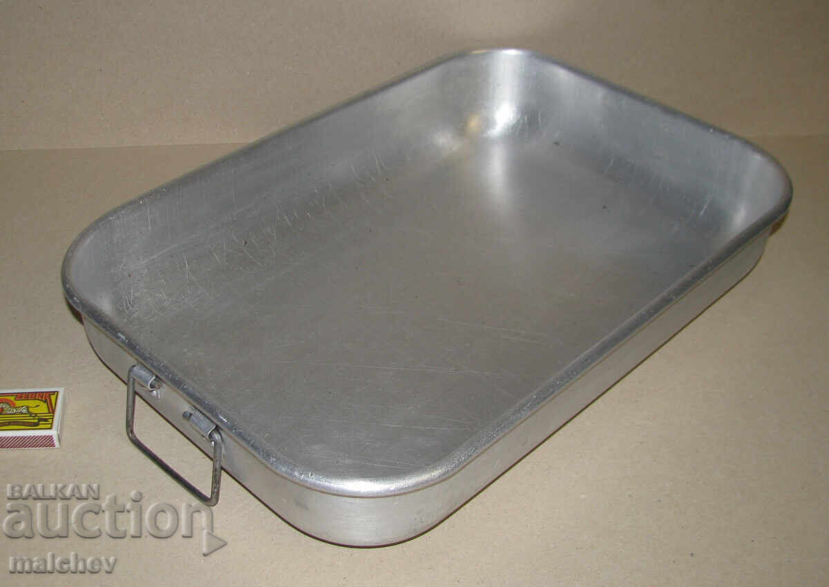 Delivery of Old aluminum pan 28/42 cm rectangular with handles, excellent Delivery of Old aluminum pan 28/42 cm rectangular with handles, excellent
