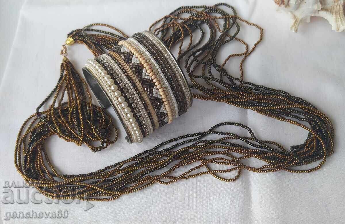 Wide beaded cuff bracelet and necklace with price 25.00 BGN | € 12.78 Wide beaded cuff bracelet and necklace with price 25.00 BGN | € 12.78