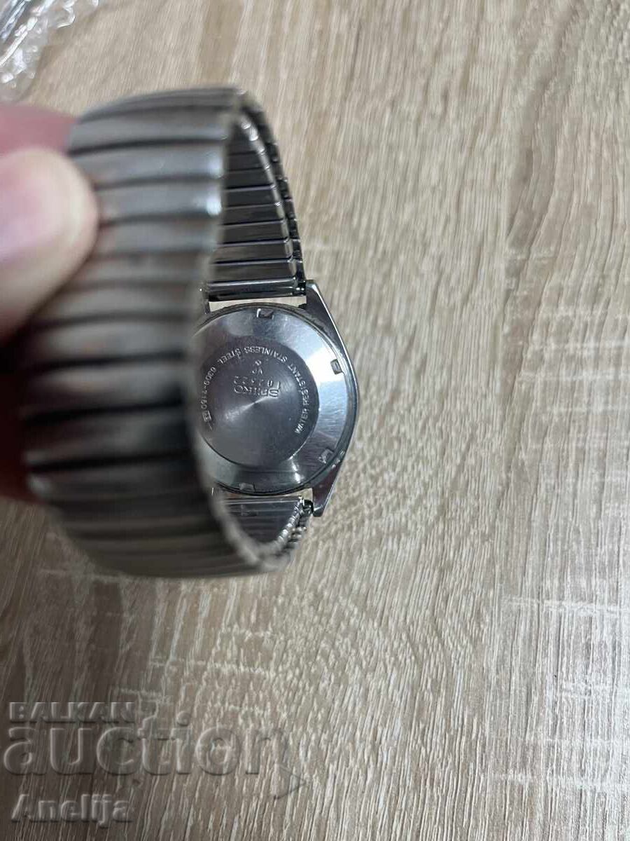 Παλιό ανδρικό ρολόι σε λειτουργία με τιμή 80.00 BGN | € 40.90