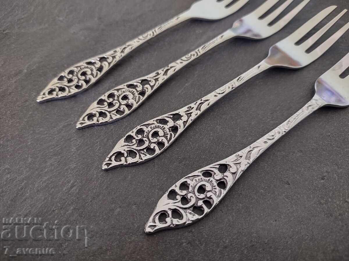 Tacâmuri pentru tort, desert dulce, furculițe 10.10.25 cu preț 39.00 BGN | € 19.94