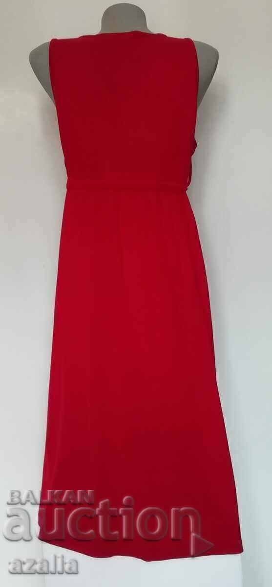 Summer red dress MEXX size L with price 18.00 BGN | € 9.20 Summer red dress MEXX size L with price 18.00 BGN | € 9.20