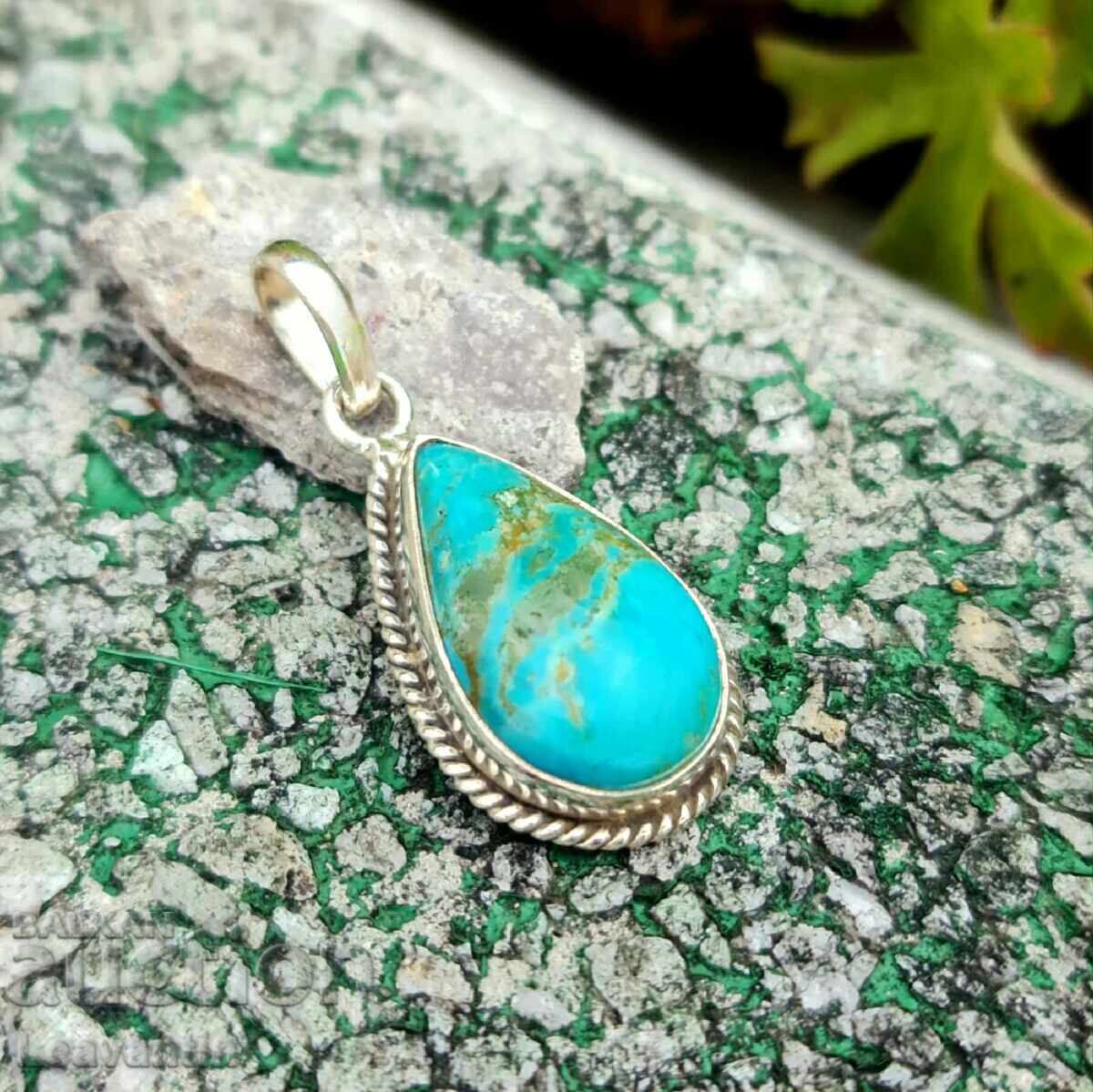 Аукцион Сребърна висулка с Mohave Turquoise