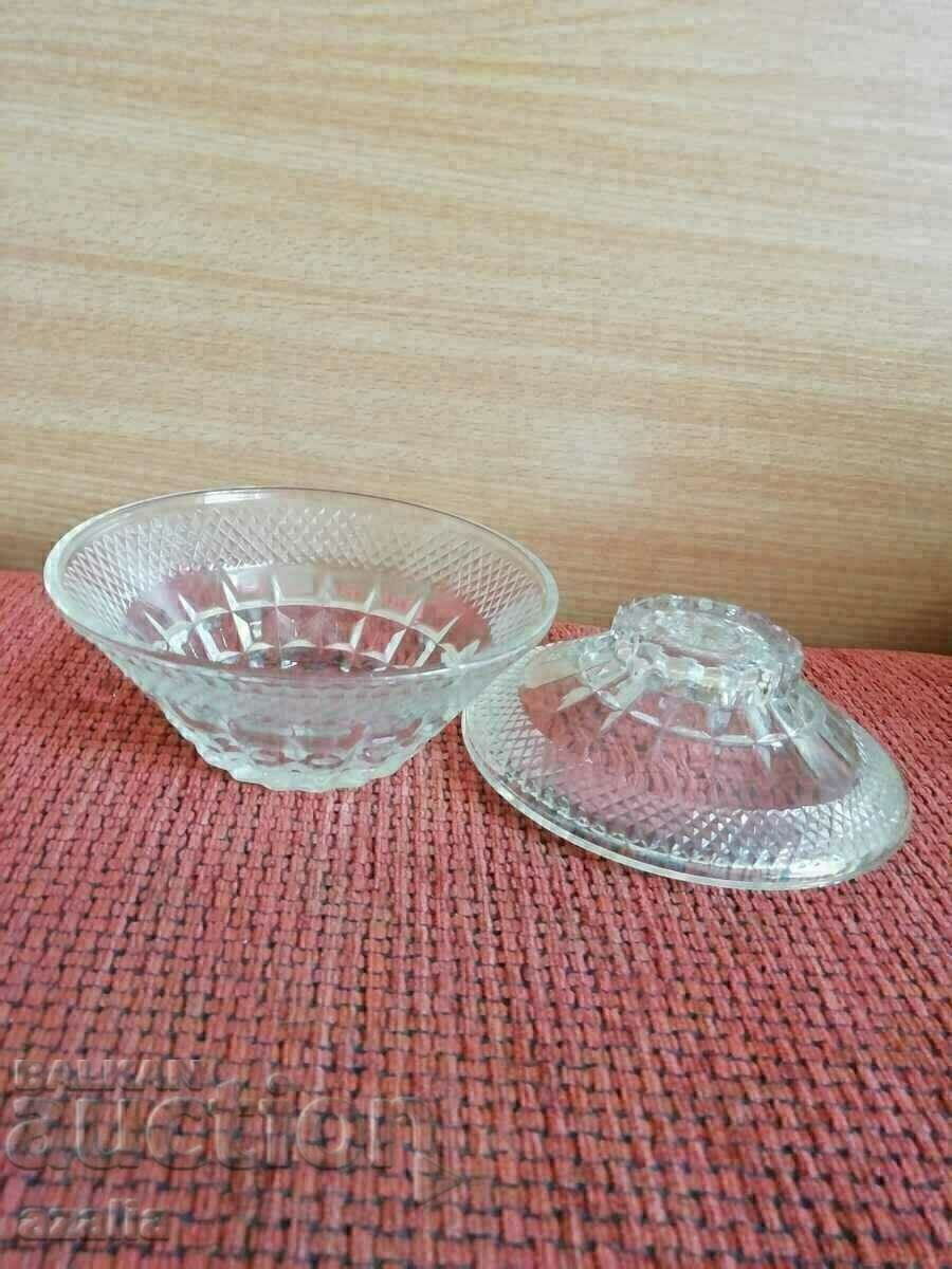 Auction Glass bowl with lid, candy bowl, sugar bowl Auction Glass bowl with lid, candy bowl, sugar bowl