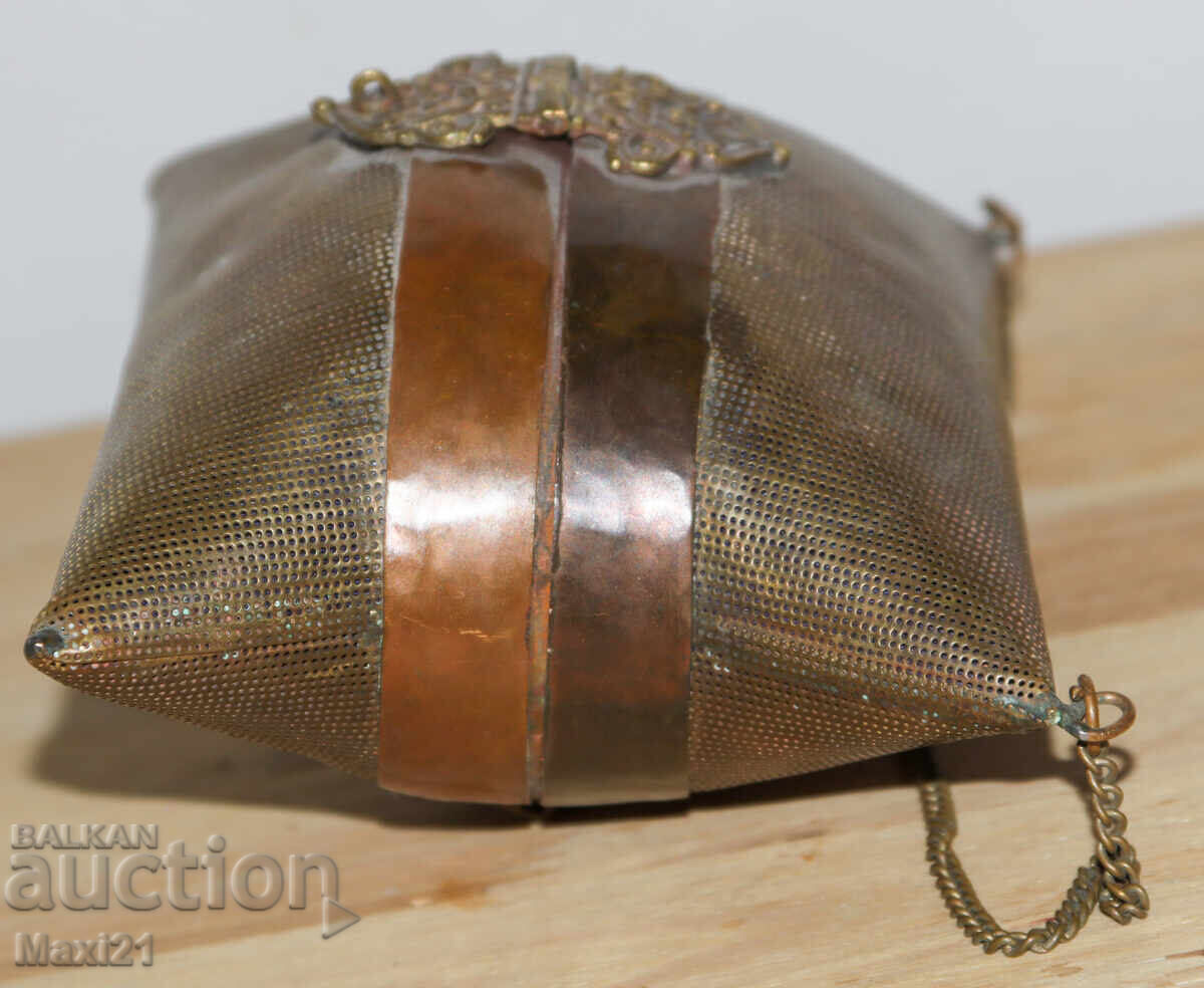 Auction  Old small ladies' bag, brass with copper elements