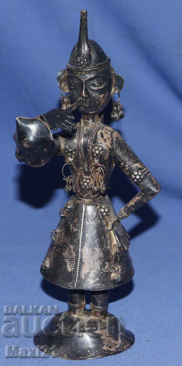 Χειροποίητο ασημένιο ειδώλιο γλυπτό με τιμή 350.00 BGN | € 178.95 Χειροποίητο ασημένιο ειδώλιο γλυπτό με τιμή 350.00 BGN | € 178.95