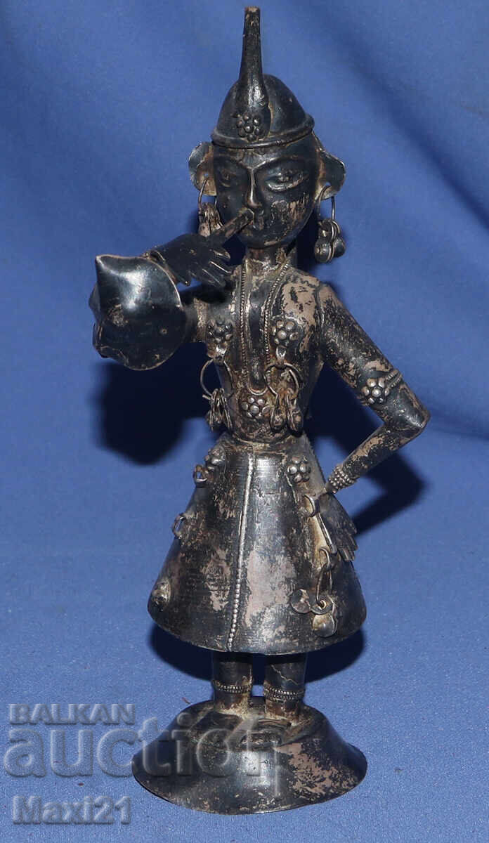 Χειροποίητο ασημένιο ειδώλιο γλυπτό Χειροποίητο ασημένιο ειδώλιο γλυπτό