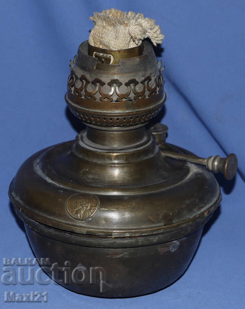 Delivery of Antique German kerosene lamp