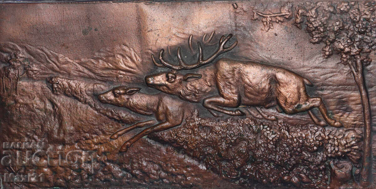 Δημοπρασία Βαρύ χάλκινο γλυπτό με σκηνές κυνηγιού