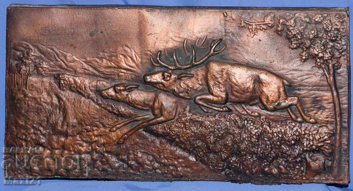 Βαρύ χάλκινο γλυπτό με σκηνές κυνηγιού