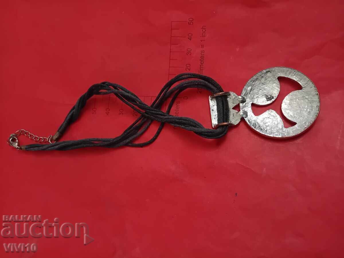 Antique enamel necklace with price € 20.45 | 40.00 BGN Antique enamel necklace with price € 20.45 | 40.00 BGN